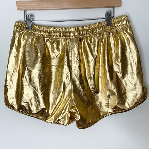 NWT Poshdivah Metallic Gold Shorts 6-8 - Picture 8 of 13